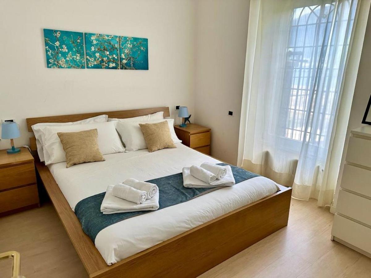 Betty'S Bay Apartman Cremia Kültér fotó